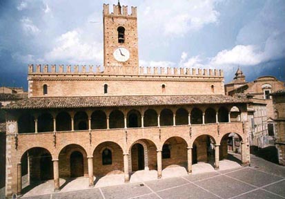Offida vola sulle ali della fibra