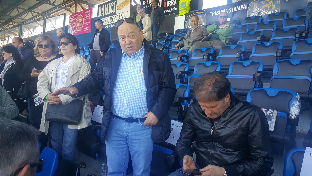 <span> Ascoli in vendita, costa 12 milioni </span> <br> Emissari di Della Valle da Bellini <br> Ai tifosi piace Giuliano Tosti