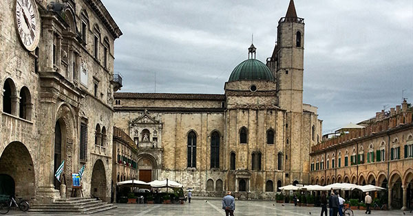 Come prevenire le truffe agli anziani: convegno ad Ascoli