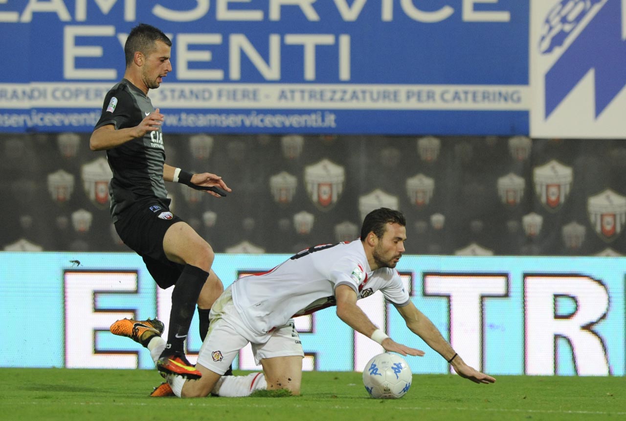 Contro la Cremonese dei tanti ex <br> l’Ascoli si gioca mezza salvezza <br> Rientra Agazzi, in dubbio Mengoni