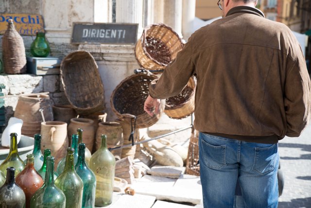 Il “fatto a mano” torna in vetrina <BR> Mercatino “De Legrotte” fino a settembre