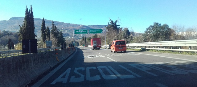 Tamponamento sulla superstrada <br> Resta ferito un uomo di 63 anni