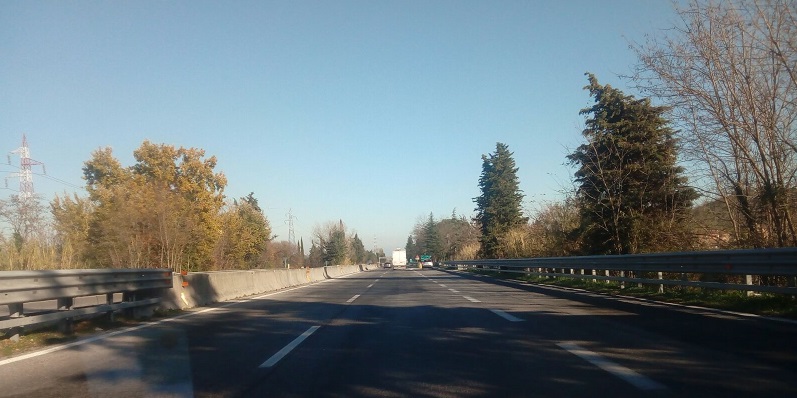 Tamponamento a tre sull’Ascoli mare, <br> traffico rallentato ma nessun ferito