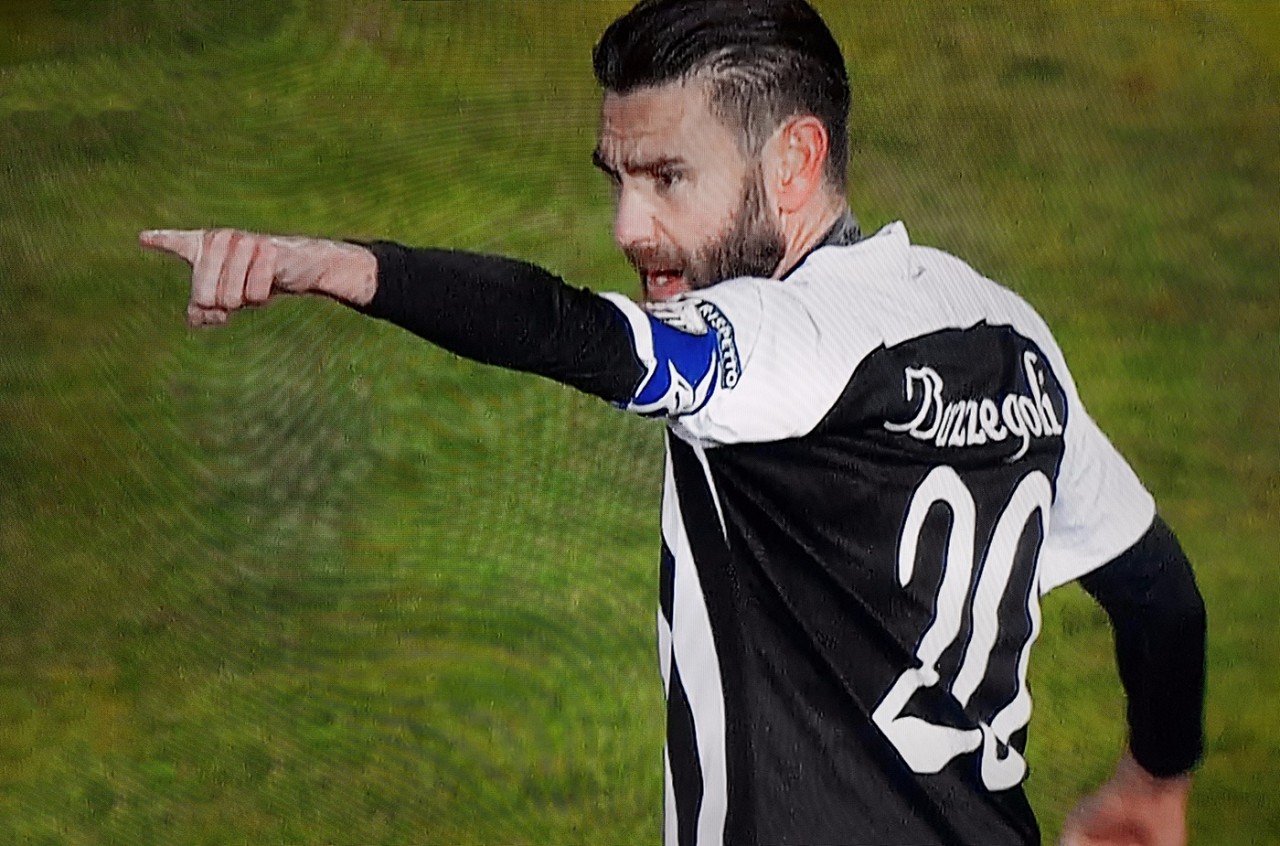 Che gioia per i cento irriducibili <br> Il capitano: «Salvezza diretta a 3 punti»