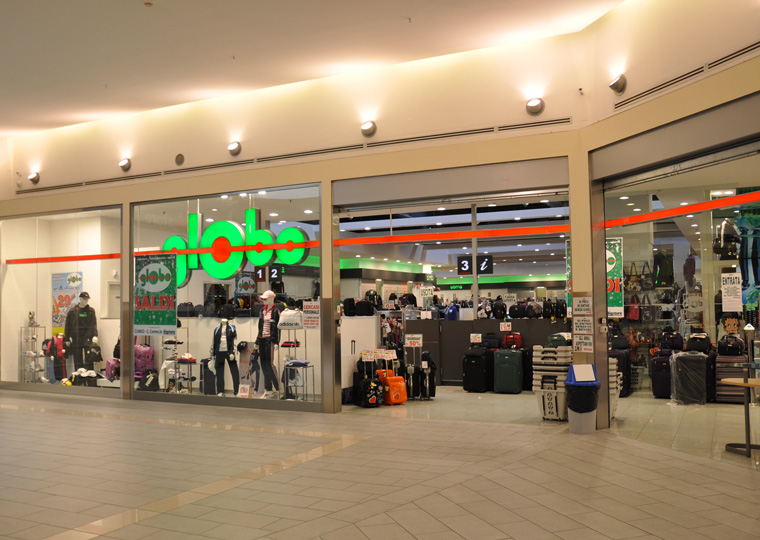 Ruba vestiti al centro commerciale, <br> in manette una donna di 40 anni