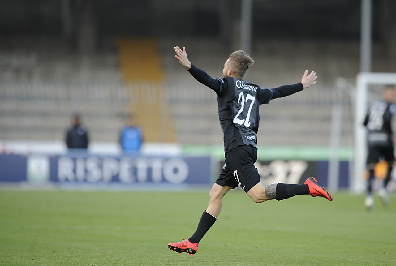 Ascoli, primo maggio di passione <br> A Chiavari è spareggio salvezza <br> Rientrano Buzzegoli e Pinto