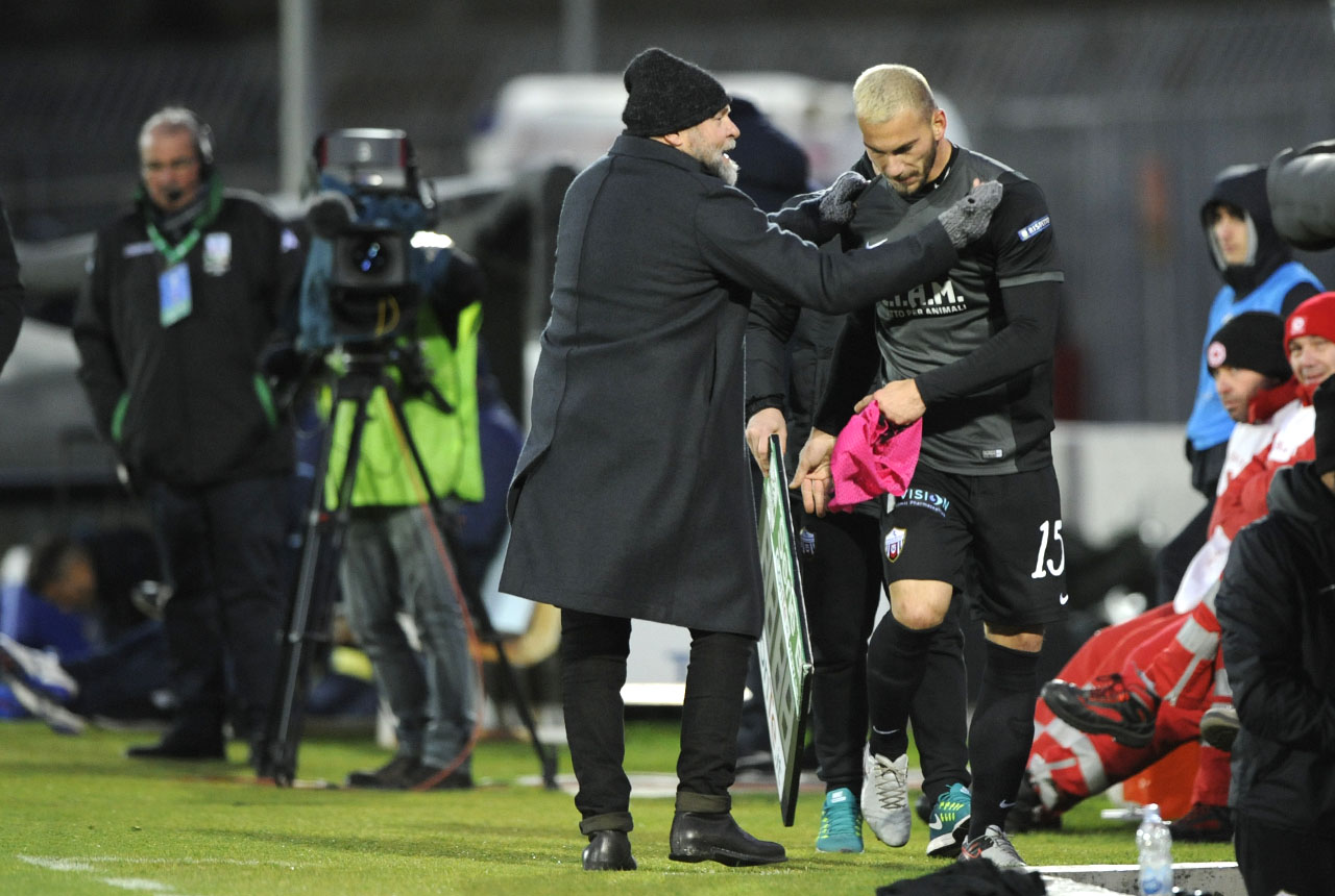 Ascoli, la salvezza si complica <br> <span> ma Cosmi tiene accesa la speranza </span> <br> Importante ritrovare il vero Lanni