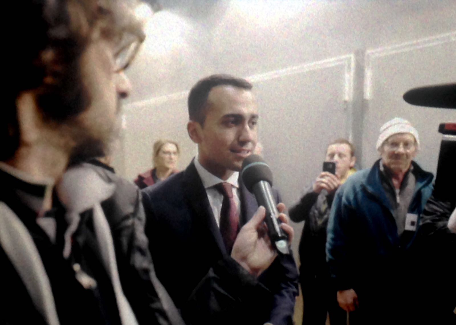 Di  Maio fa il pieno all’auditorium: <br> «Immigrazione fuori controllo» <br> <span> (Foto e Video) </span>
