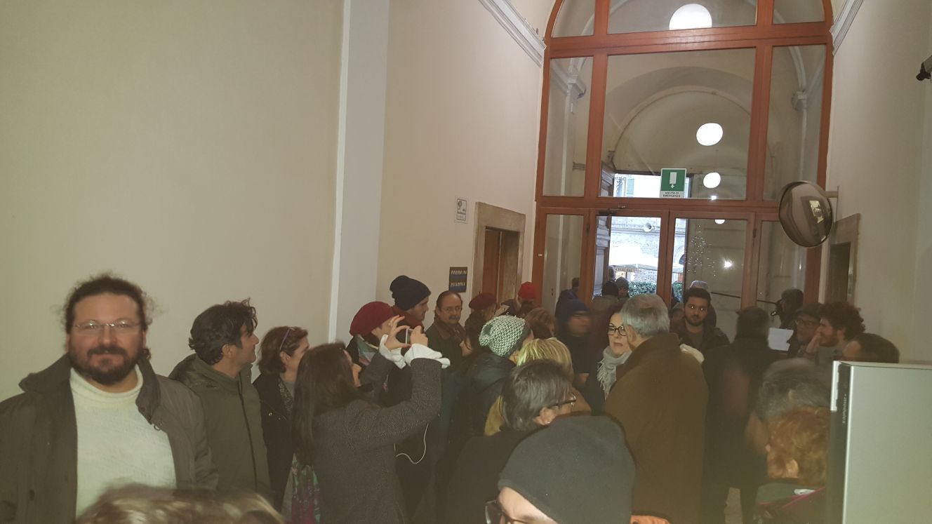 Rogo, gli Antirazzisti dal prefetto <br> Rifondazione: Luciani si dimetta