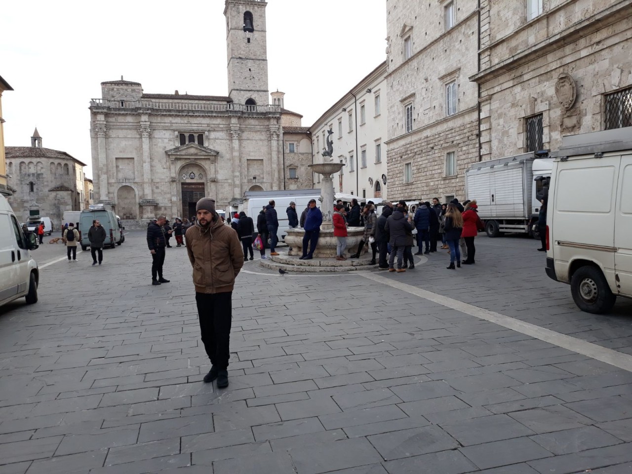 La protesta degli ambulanti <br> per lo stop del mercato <br> a Piazza Arringo
