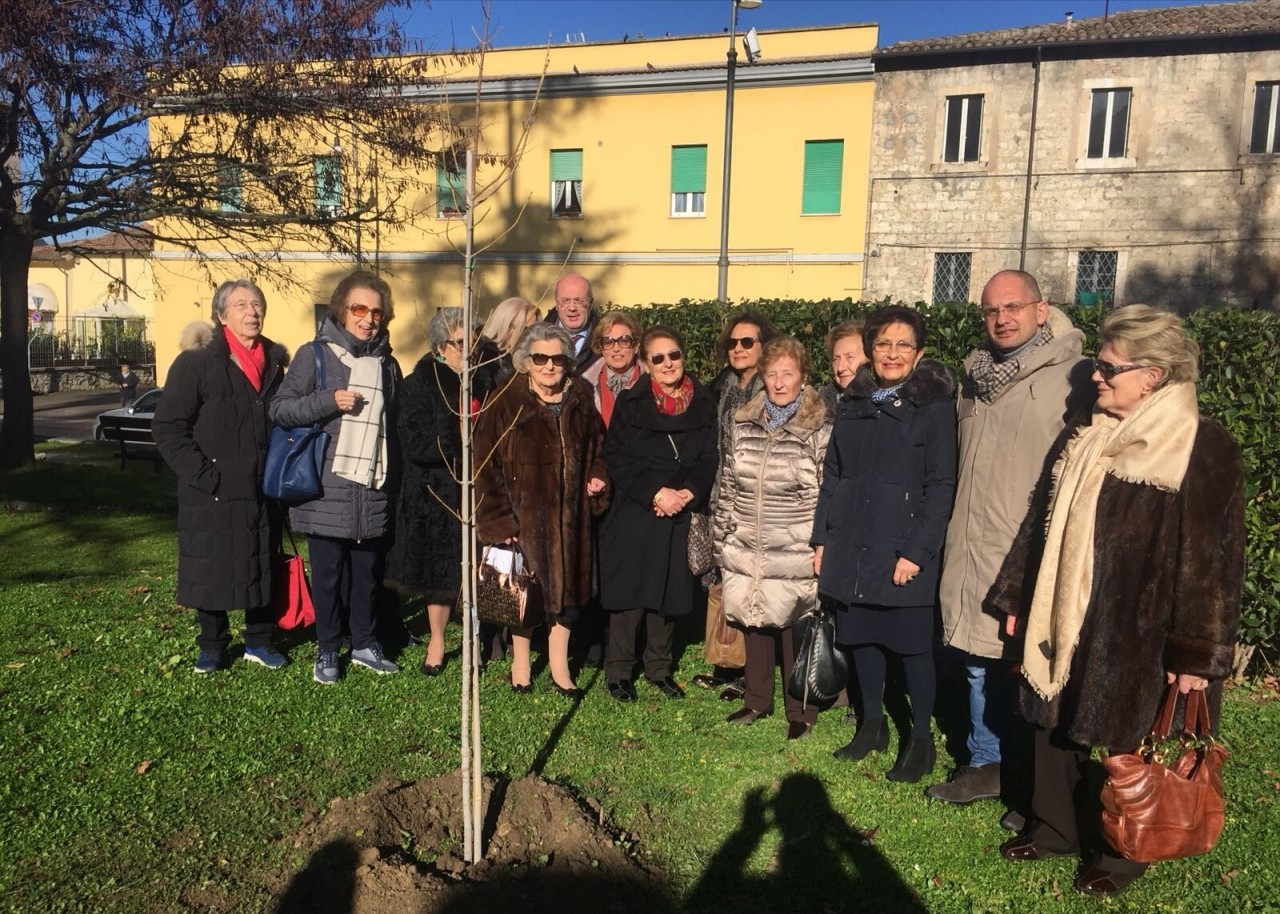 Inner Wheel, cerimonia <br> nei giardini pubblici