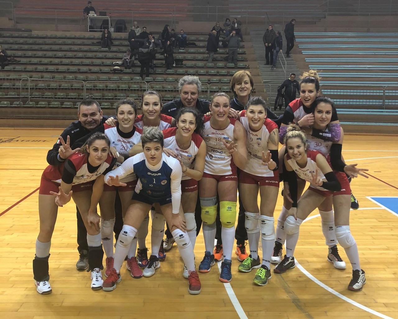 Volley femminile <br> Continua la marcia solitaria <br> della Ciu Ciu Offida