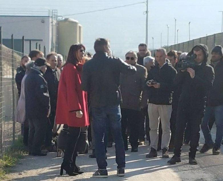 Macerie, blitz di Jimmy Ghione <br> Il Comune: «Tutto sotto controllo»