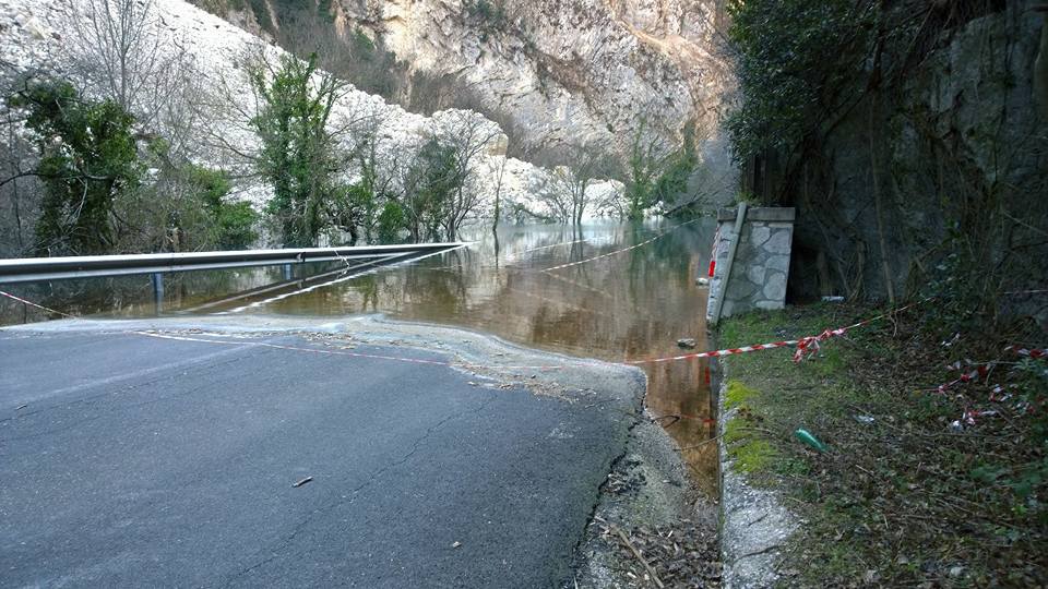 Valnerina, al via i lavori <br> per sistemare l’alveo del Nera: <br> auto off-limits