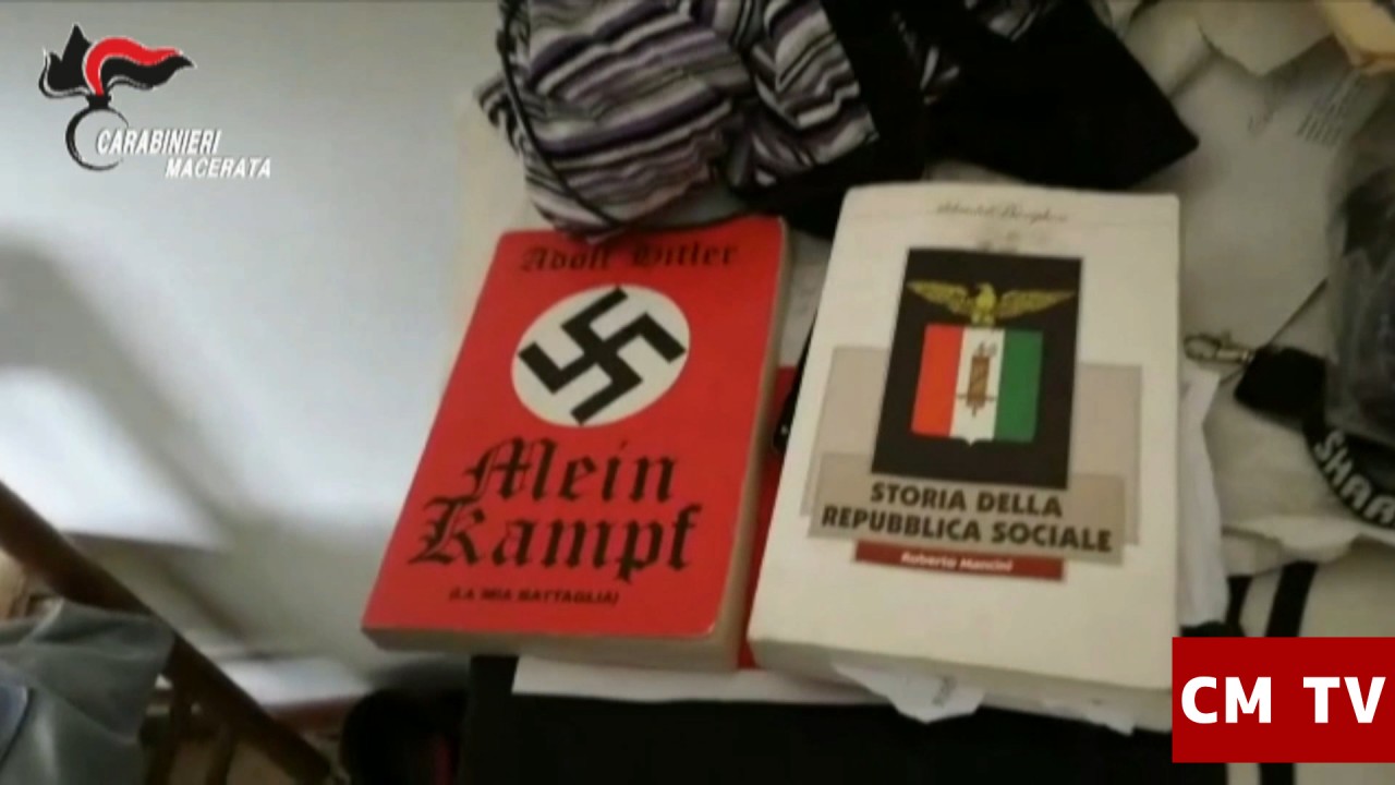 Mein Kampf e croce celtica <br> nella camera del folle razzista <br> <span> (IL VIDEO) </span>
