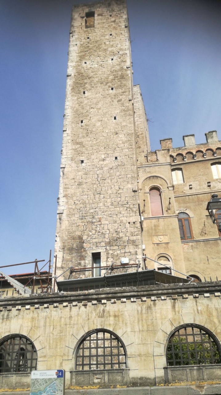 Torre Merli, via ai lavori di rinforzo <br> Verrà eliminato il “tunnel” <br> della scuola Sant’Agostino