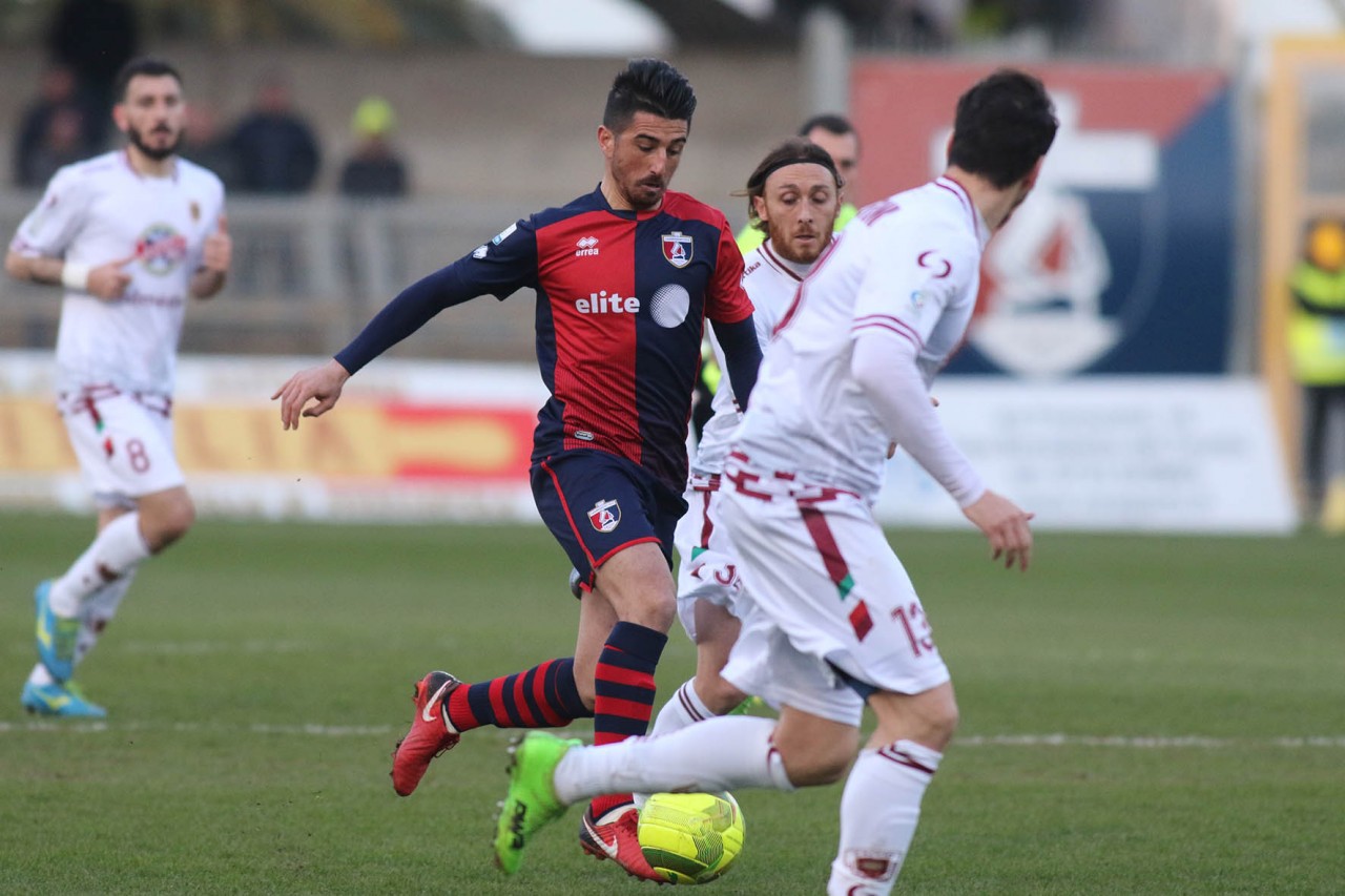 Samb, pari lo scontro diretto (1-1) <br> Avanti il Sud Tirol <br> poi il pareggio di Mattia