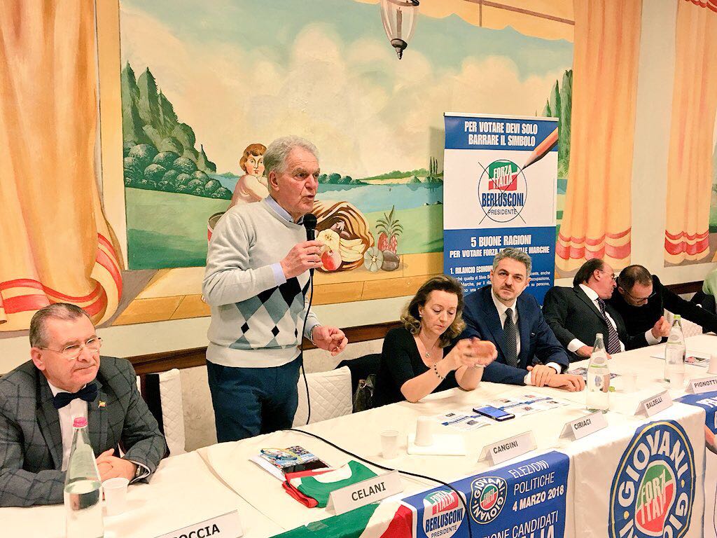 Alla convention di Celani <br> arriva la telefonata di Sgarbi <br> <span> Fotogallery </span>