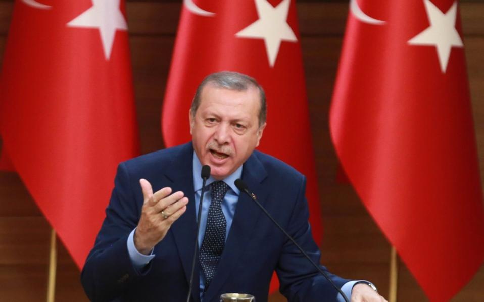 Follia razzista a Macerata, <br> interviene anche Erdogan: <br> «Un attacco terroristico»