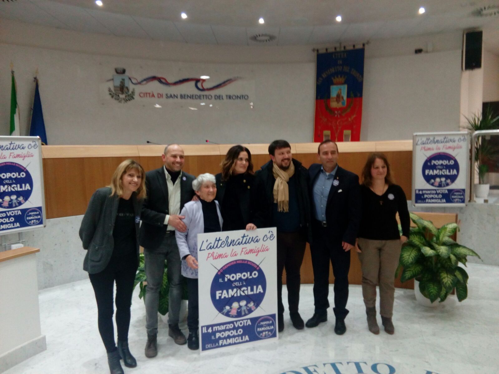 La nonnina che si candida a 86 anni <br> «Non voglio lasciare ai miei nipoti <br> un mondo così schifoso»