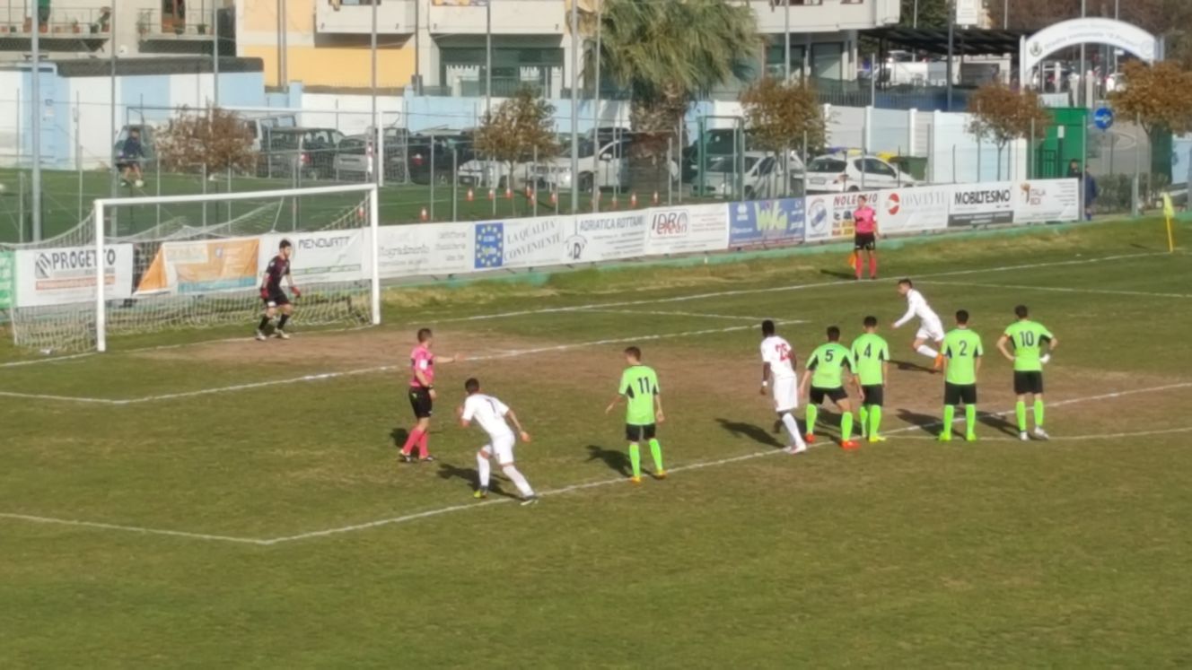 Recupero amaro per il Monticelli <br> Col Francavilla finisce 0-2 <br> e la classifica è da brividi
