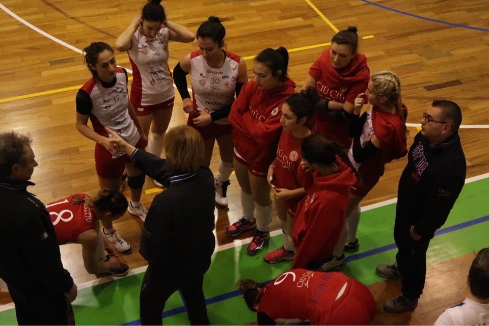 Offida Volley, primo stop <br> A Recanati finisce 3-0