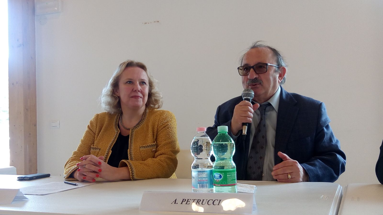 Il numero uno della Ue in Italia ad Arquata: <br> «L’Europa non si dimentica del sisma» <br> Dai sindaci appello per la tutela delle tipicità