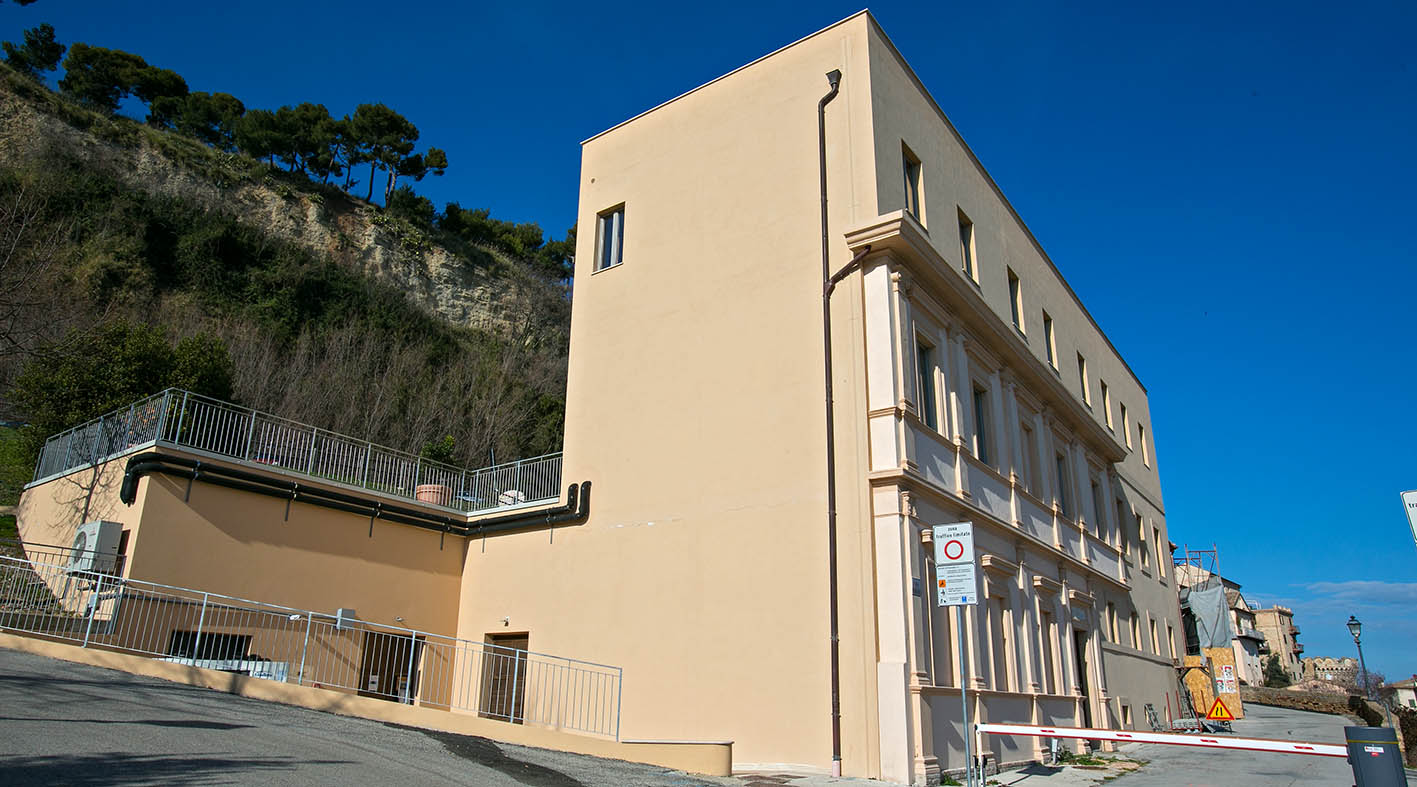Aprono gli uffici <br> comunali all’ex Ospitale