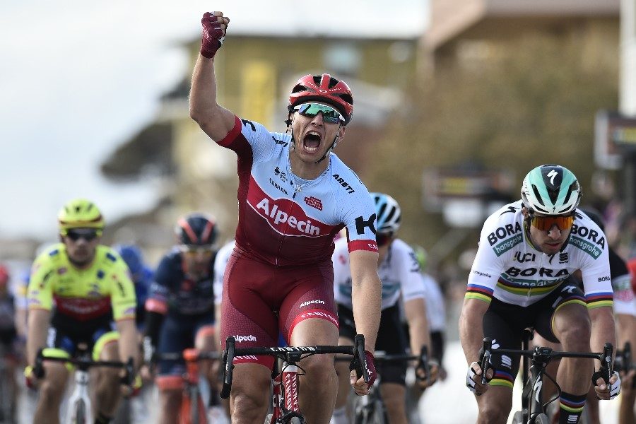 Tirreno-Adriatico: bis di Kittel <br> ma si deciderà tutto <br> con la crono di San Benedetto