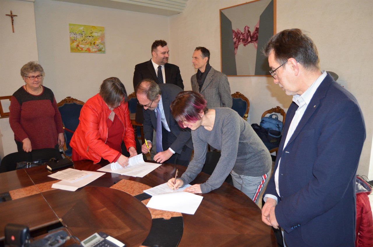 Imprese e sindacati firmano il patto <br> contro le violenze nei luoghi di lavoro