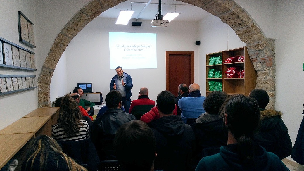 Guida naturalistica, <br> partito il primo corso <br> della Bottega della Speranza