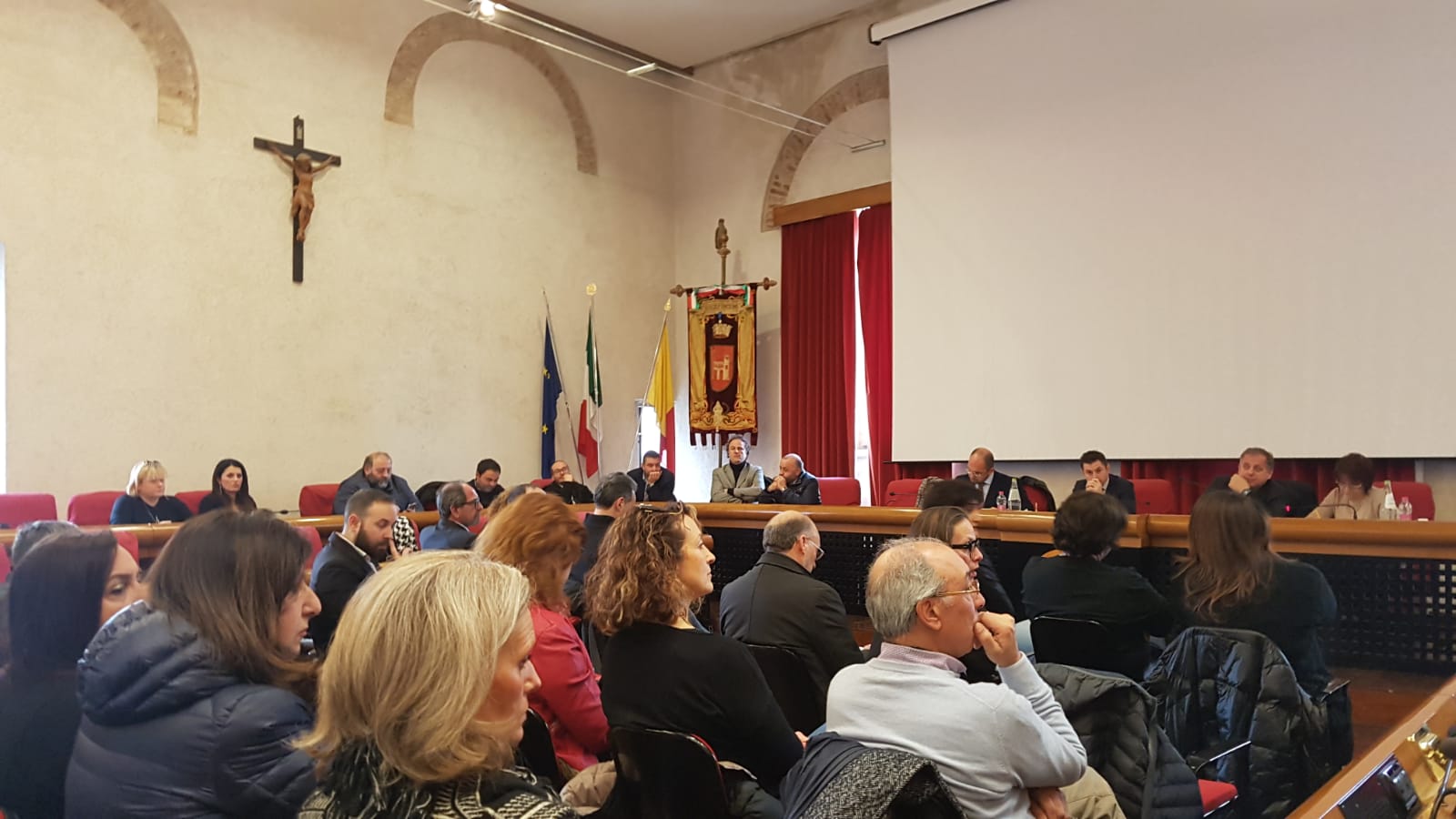 Grandi eventi, bus navetta e sosta <br> Il Comune cerca le soluzioni <br> per la crisi del commercio in centro