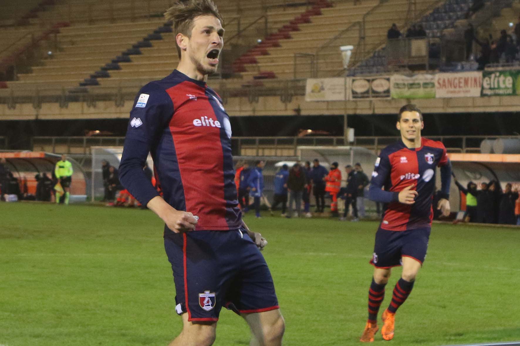 Samb: gara uno va al Piacenza (2-1) <br> Per passare il turno i rossoblù <br> dovranno vincere al Riviera