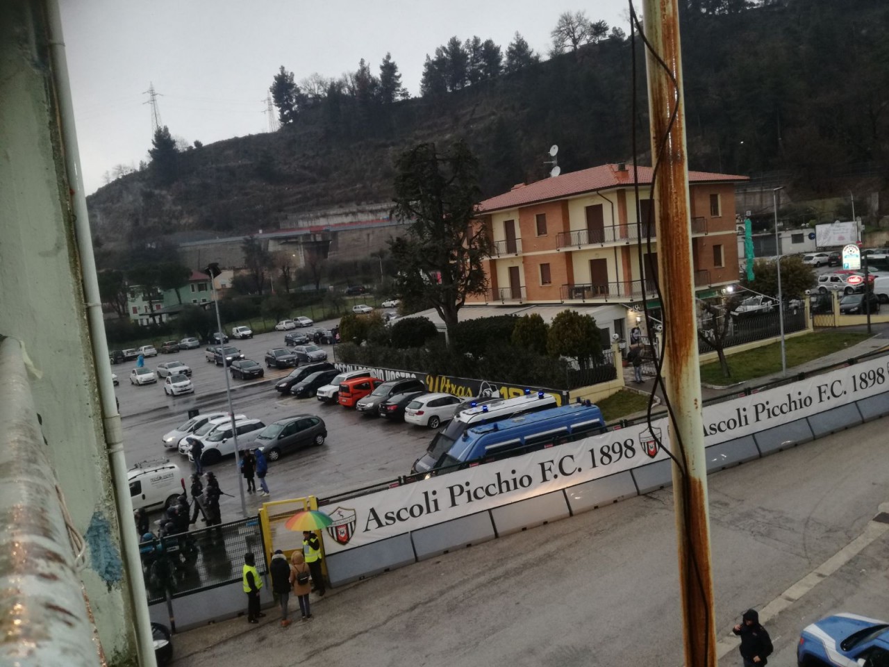 Arrivano i ternani, <br> città blindata