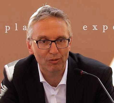 Ceriscioli avvisa Whirlpool: <br> «Esuberi da scongiurare» <br> Pronto dossier al governo