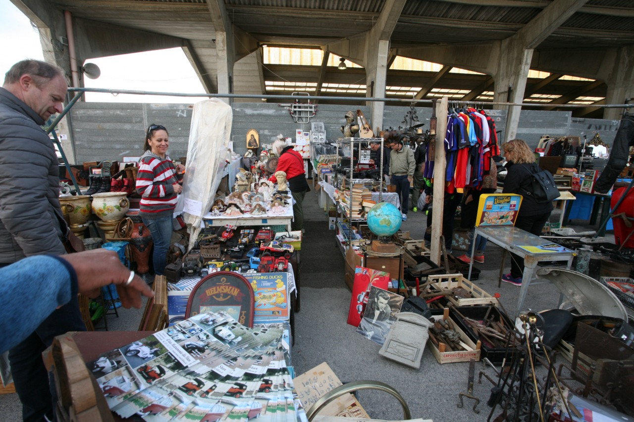 Vent’anni di Fiera dell’usato: <br> centinaia di espositori,<br> e il ritorno dell’elettronica