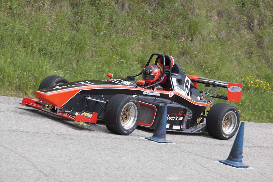 Slalom Roccafluvione-Venarotta <br> 64 piloti in gara: vince Filippetti <br> Sul podio Vellei e Paoloni