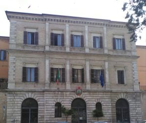 Grottammare, in Consiglio comunale la solidarietà ai lavoratori della Beko di Comunanza