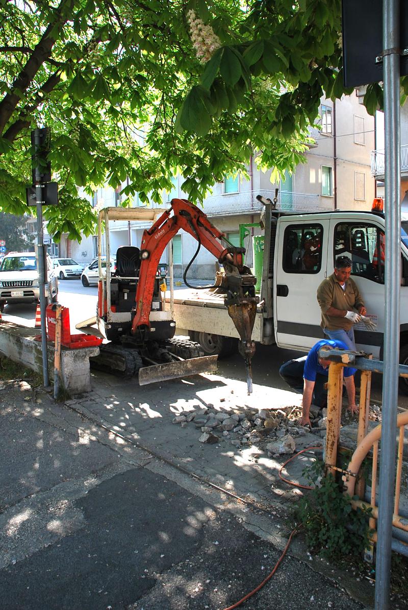 Arriva la fibra ottica <br> per la videosorveglianza:<br> 13 telecamere installate in centro