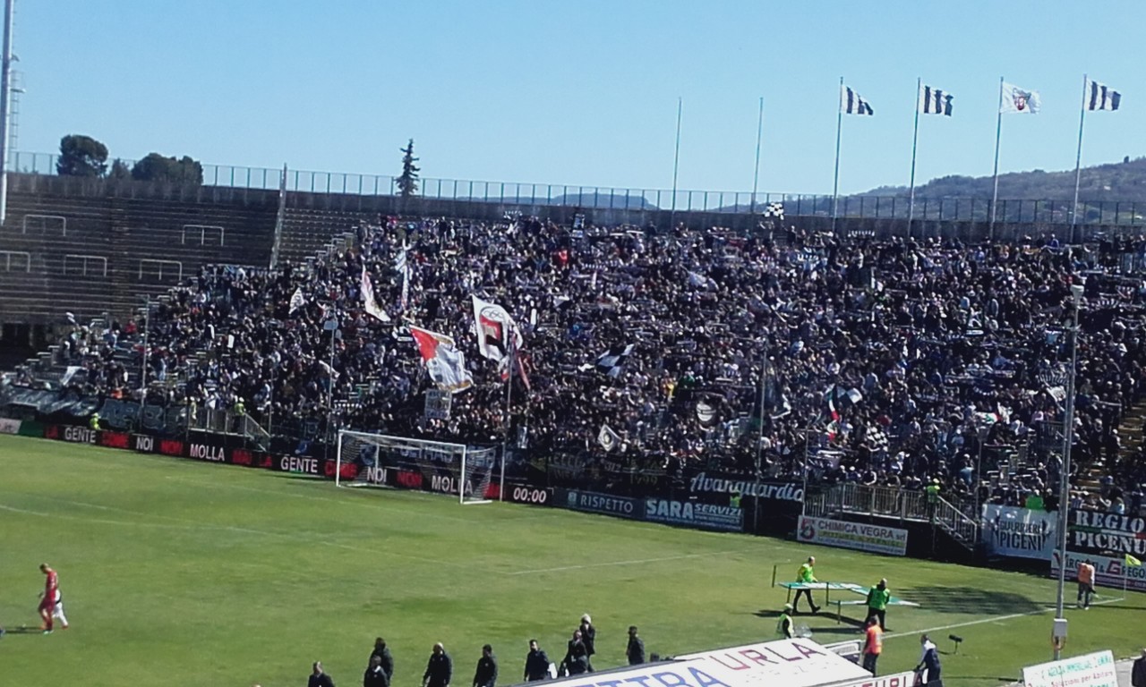 Tifosi liguri al “Del Duca”, <br> stop alla prevendita <br> La Nord può diventare bianconera