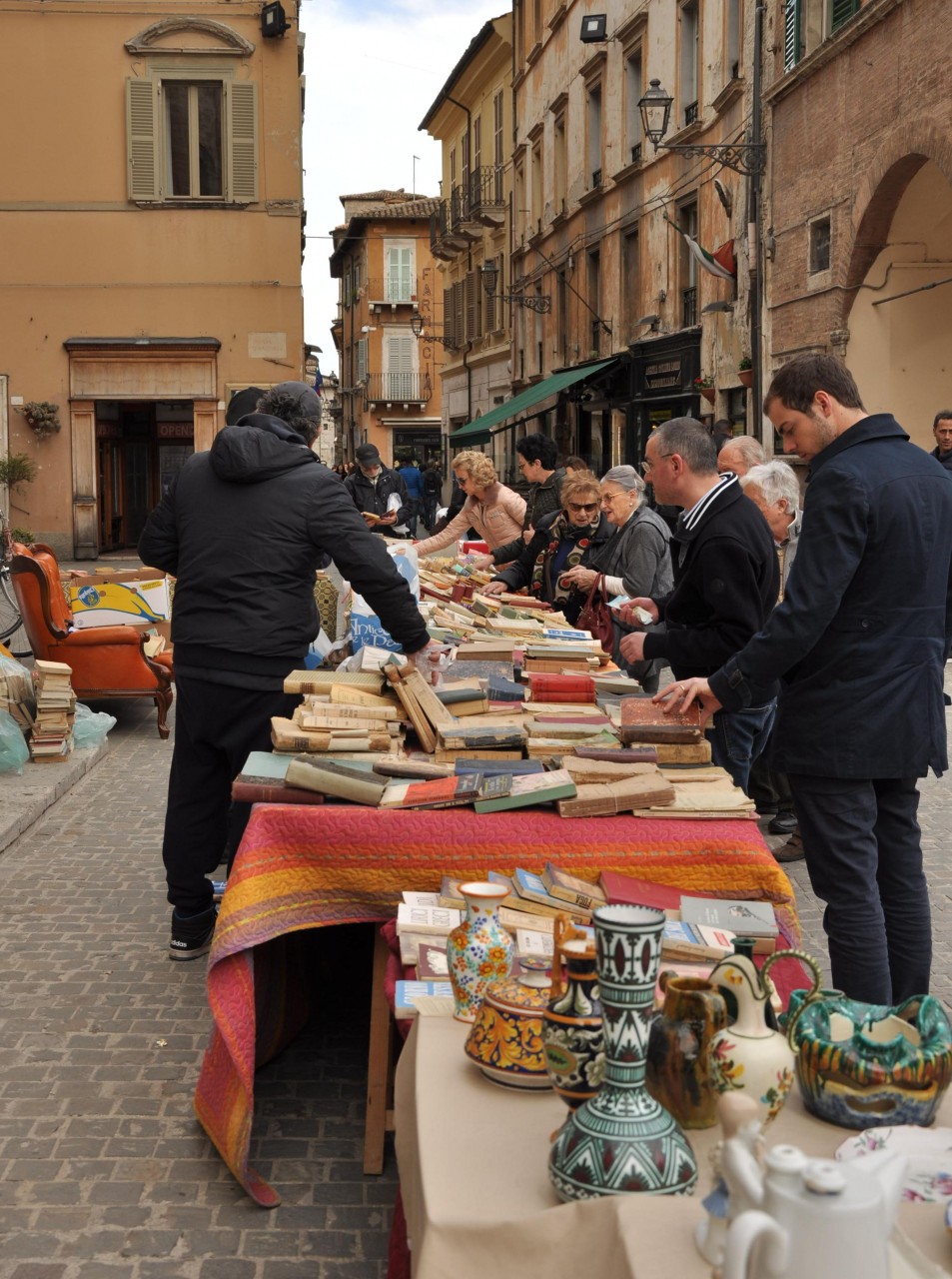 Mercatino Antiquario <br> nel segno di grandi <br> artisti ascolani del passato