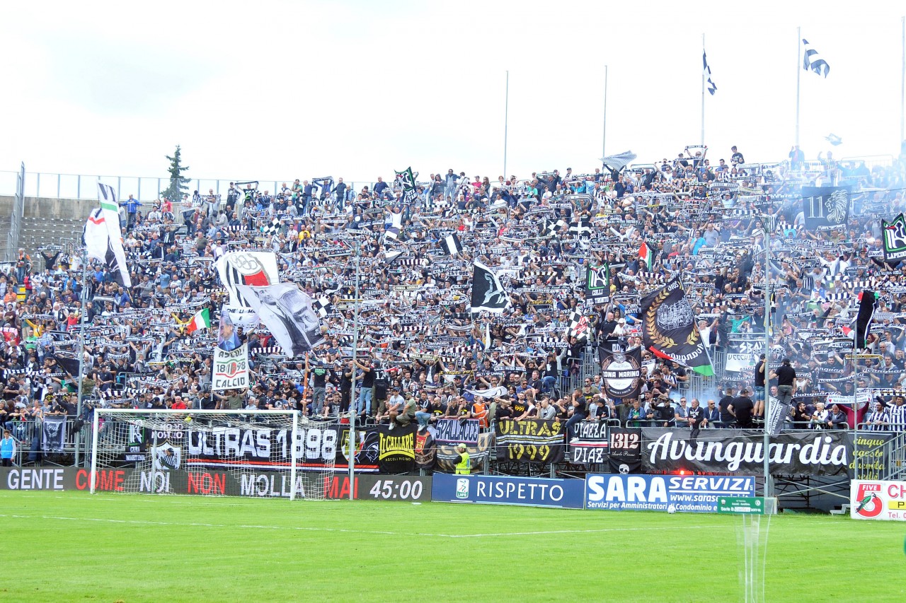 Ascoli, la salvezza come un rebus <br> Possono bastare 46 punti? Chissà <br> Il Cesena vince il posticipo e scappa