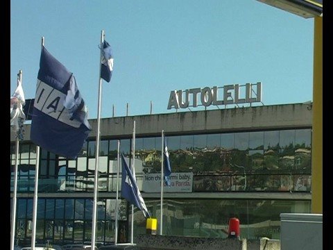 Dopo 17 anni scopre <br> che l’auto non è la sua