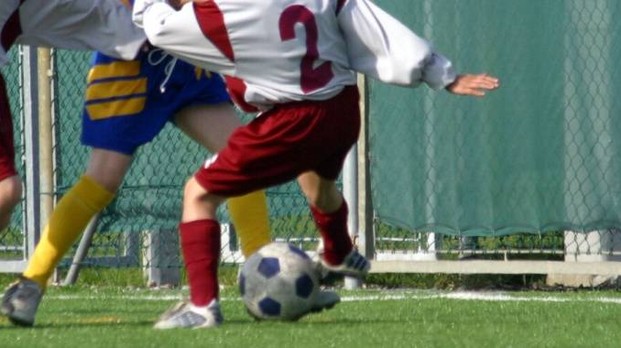Calcio giovanile, gli arbitri incontrano i ragazzi