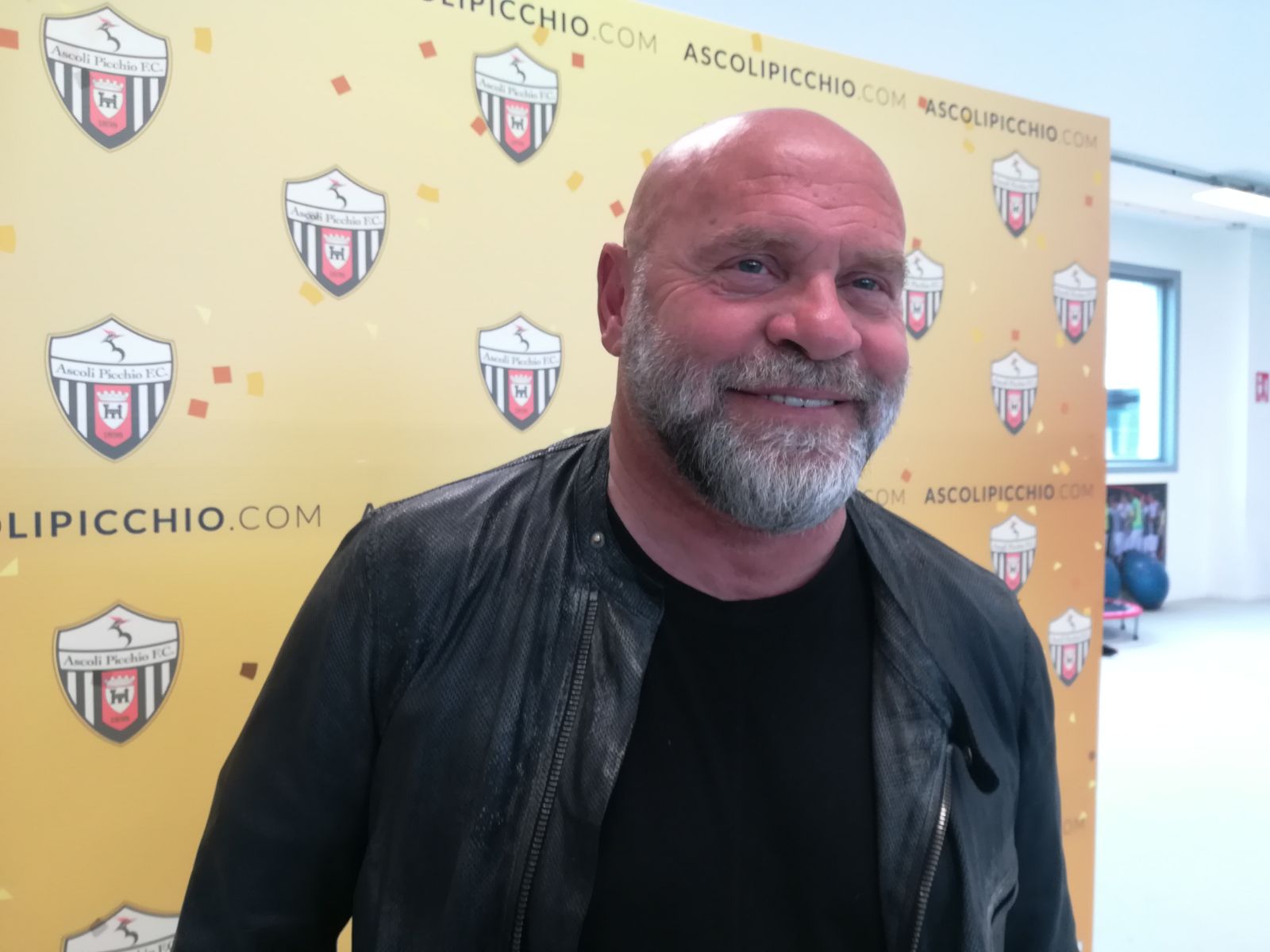 Ascoli, Cosmi suona la carica: <br> «Vogliamo salvarci e dare <br> una grande gioia ai nostri tifosi»