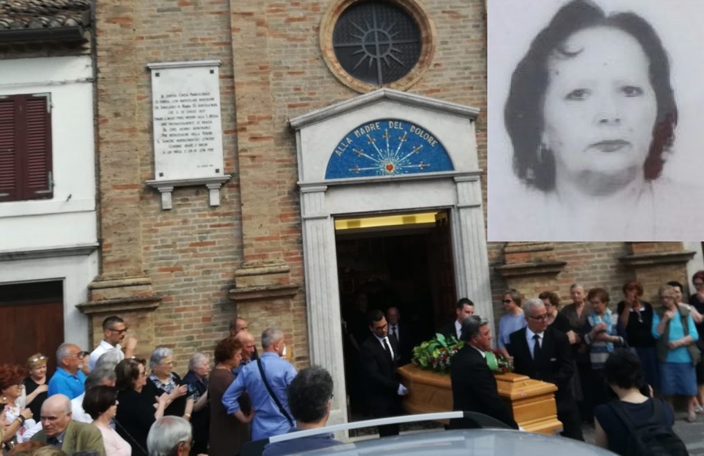Uccisa a fucilate dall’ex marito,<br> l’addio a Silvana Marchionni: <br> «Vicini a famiglia provata dal dolore»