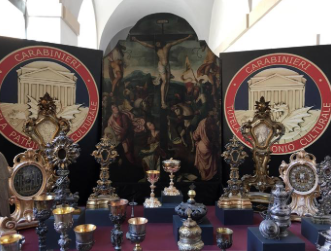Sacerdote con la “passione” dell’arte: <br> aveva un reliquario rubato a Comunanza