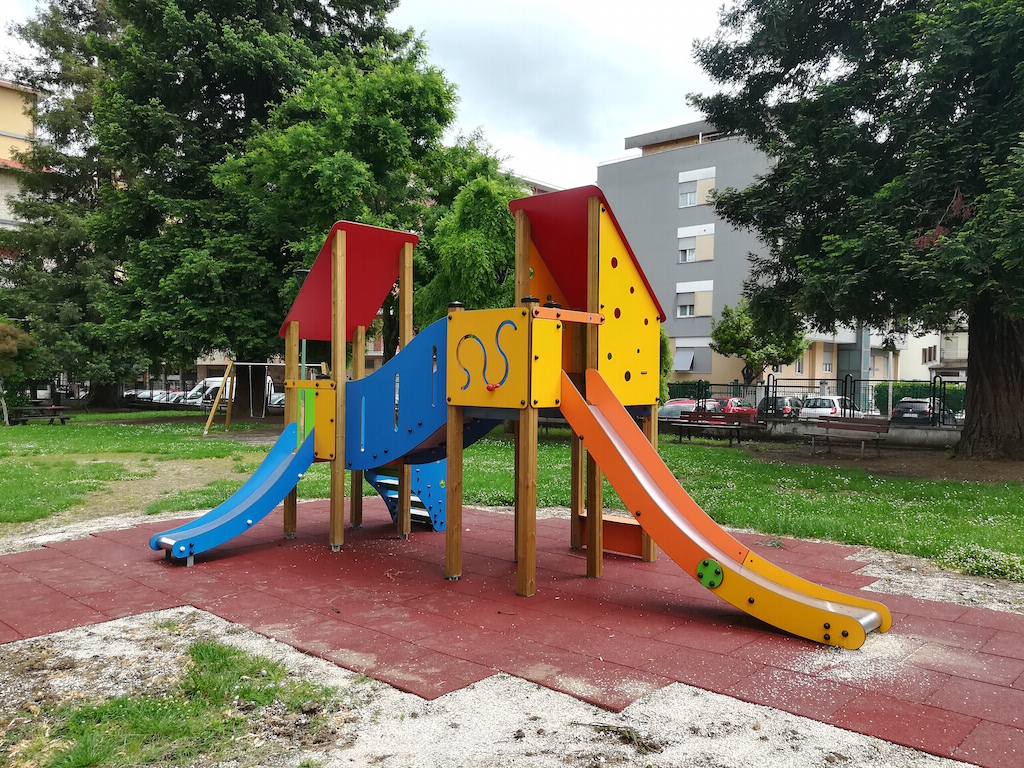 Riapre il parco di via Orlando <br> Interventi su 30 aree verdi