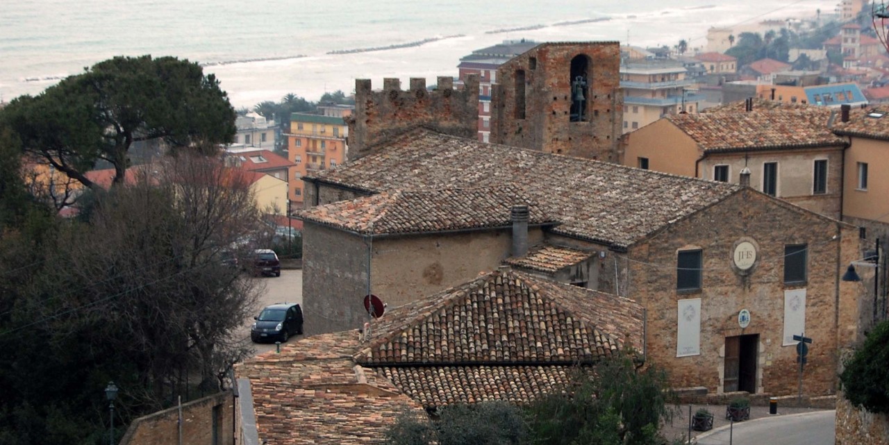 Il Comune mette i beni all’asta, <br> sul “piatto” due terreni appetibili Il Comune mette i beni all’asta, <br> sul “piatto” due terreni appetibili