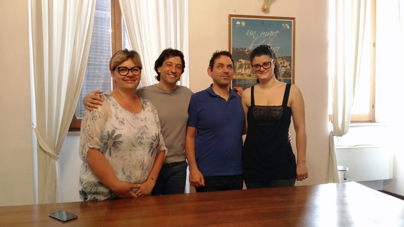 In tandem dai monti al mare <br> Torna la passeggiata <br> per non vedenti